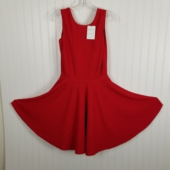 David Charles NWT Girls Sz 14 Yrs Full Skirt Sleeveless Textured Dress Bow Red - Picture 2 of 12